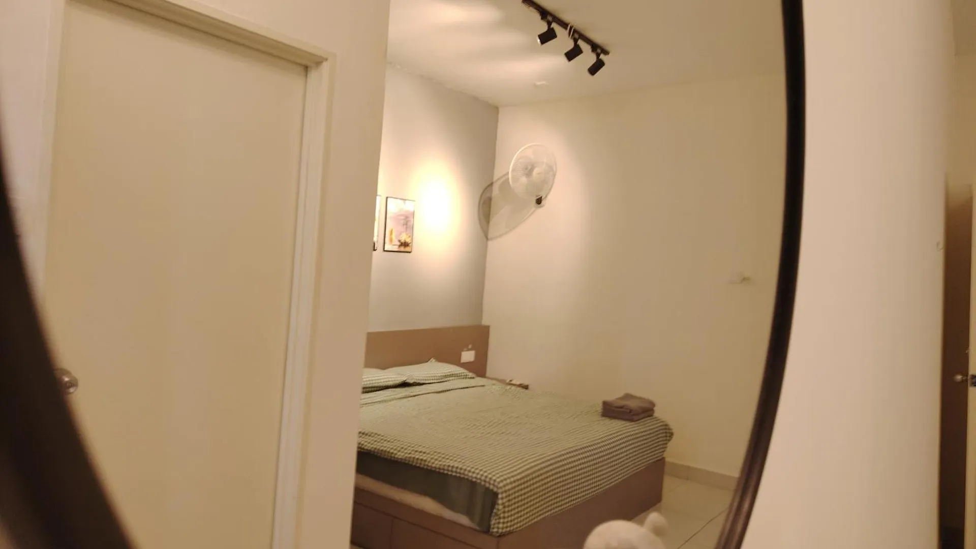 Maison Inn-Jb Tebrau Staycation City Walk Within 8 Mins To Ikea Toppen & Aeon Mall Johor Bahru 0*,  Malaysia